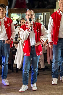 Fruehs KG KoenigDuiss 2025-10-05 04  Oktoberfest Feeling - Auf geht´s morgens um 11 Uhr in der Tennis Gaststätte des DSC Preussen an der Futterstraße. Da hat die KG Königreich Duissern zum „Wies`n Frühschoppen“ geladen.