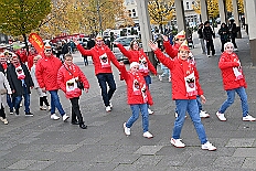 01 AuftaktNordVer 2025-11-07 23  Langer Samstag, der 8. November  - Am Samstagmorgen stand in der Abteikirche der karnevalistische Gottesdienst in Hamborm an. Mit eine kleinen Umzug ging’ s zum dortigen Rathaus. Karnevalsauftakt der Nordvereine. Am frühen Abend dann in Laar zu Rot-Goldenen KG und später zur Party zum Hoppeditzerwachen bei der KG Sonniger Süden. : DVPJ, Holger II, Kinderprinz Phil II., Prinzessin, Mia I., Prinzessin Mia I., HDK, Duisburg, Karneval, Helau, Tollität, Event, Session 2024, Session 2025, Hauptausschuss, Gemeinschaft, Hauptausschuss Karneval Duisburg, Duisburg ist echt