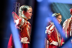 Kuerung Steinhof 2026-01-04 040  Unsere Kürung - Premiere - Im so genannten „Gürzenich“ von Duisburg, dem Steinhof in Huckingen fand am Sonntag, 4. Januar 2026, zum ersten Mal die Kürung einer Kinderprinzencrew statt. Wir sind nun als Prinz Juls I., Prinzessin Aileen I. mit Hofmarschall Sami und Pagin Paula der Stadt Duisburg 2026 inthronisiert. : DVPJ, Holger II, Kinderprinz Phil II., Prinzessin, Mia I., Prinzessin Mia I., HDK, Duisburg, Karneval, Helau, Tollität, Event, Session 2024, Session 2025, Hauptausschuss, Gemeinschaft, Hauptausschuss Karneval Duisburg, Duisburg ist echt