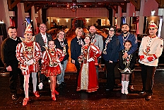 Kuerung Steinhof 2026-01-04 122  Unsere Kürung - Premiere - Im so genannten „Gürzenich“ von Duisburg, dem Steinhof in Huckingen fand am Sonntag, 4. Januar 2026, zum ersten Mal die Kürung einer Kinderprinzencrew statt. Wir sind nun als Prinz Juls I., Prinzessin Aileen I. mit Hofmarschall Sami und Pagin Paula der Stadt Duisburg 2026 inthronisiert. : DVPJ, Holger II, Kinderprinz Phil II., Prinzessin, Mia I., Prinzessin Mia I., HDK, Duisburg, Karneval, Helau, Tollität, Event, Session 2024, Session 2025, Hauptausschuss, Gemeinschaft, Hauptausschuss Karneval Duisburg, Duisburg ist echt