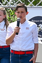 01 Musikt RuhrpottGugg 2026- 07-04 15  Vom Musiktreffen zum Sommerfest - Am Samstag, 4. Juli, besuchten wir zuerst das Musik- und Freundschaftstreffen der „Ruhrpott-Guggis“ auf dem Platz vor „Manu´s Treff“ im Logport. Zum Sommerfest der KG MCV 1979 ging es anschließend dann nach Meiderich an die Bahnhofsstraße. : DVPJ, Oliver I, Kinderprinz Niklas I., Niklas I., Prinzessin, Greta I., Prinzessin Greta I., HDK, Duisburg, Karneval, Helau, Tollität, Event, Session 2026, Session 2027, Hauptausschuss, Gemeinschaft, Hauptausschuss Karneval Duisburg, Duisburg ist echt