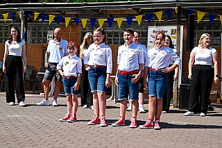 Sommerf KG Baerl 2026- 07-11 06  Blau-Gelbes Sommerfest - Im äußersten Nordwesten, rund 17 Kilometer von der City entfernt, in Baerl feierte die 1. KG Baerl Blau-Gelb e.V. bei strahlendem Sonnenschein auf dem Gelände des TUS Baerl ihr Sommerfest. : DVPJ, Oliver I, Kinderprinz Niklas I., Niklas I., Prinzessin, Greta I., Prinzessin Greta I., HDK, Duisburg, Karneval, Helau, Tollität, Event, Session 2026, Session 2027, Hauptausschuss, Gemeinschaft, Hauptausschuss Karneval Duisburg, Duisburg ist echt